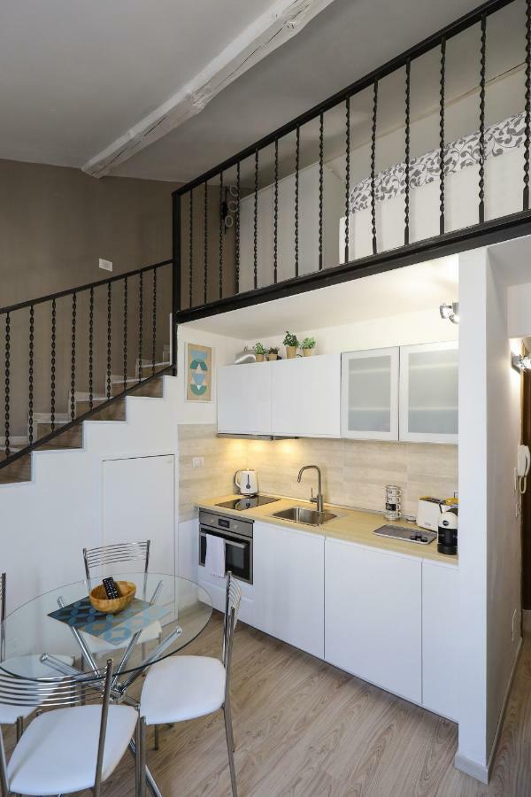 Primopiano - Schiaparelli B Flat Apartman Milánó Kültér fotó